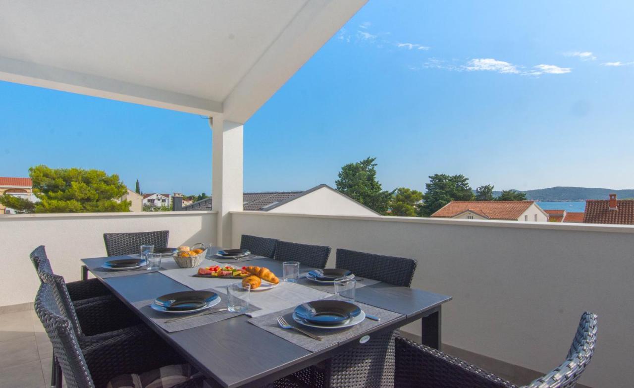Stina Apartamento Biograd Na Moru Exterior foto