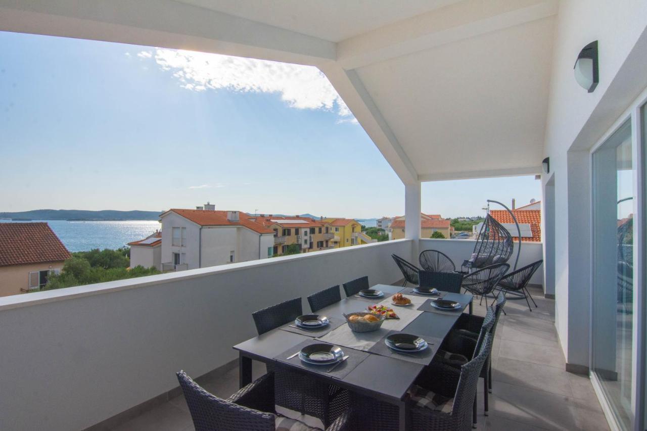 Stina Apartamento Biograd Na Moru Exterior foto