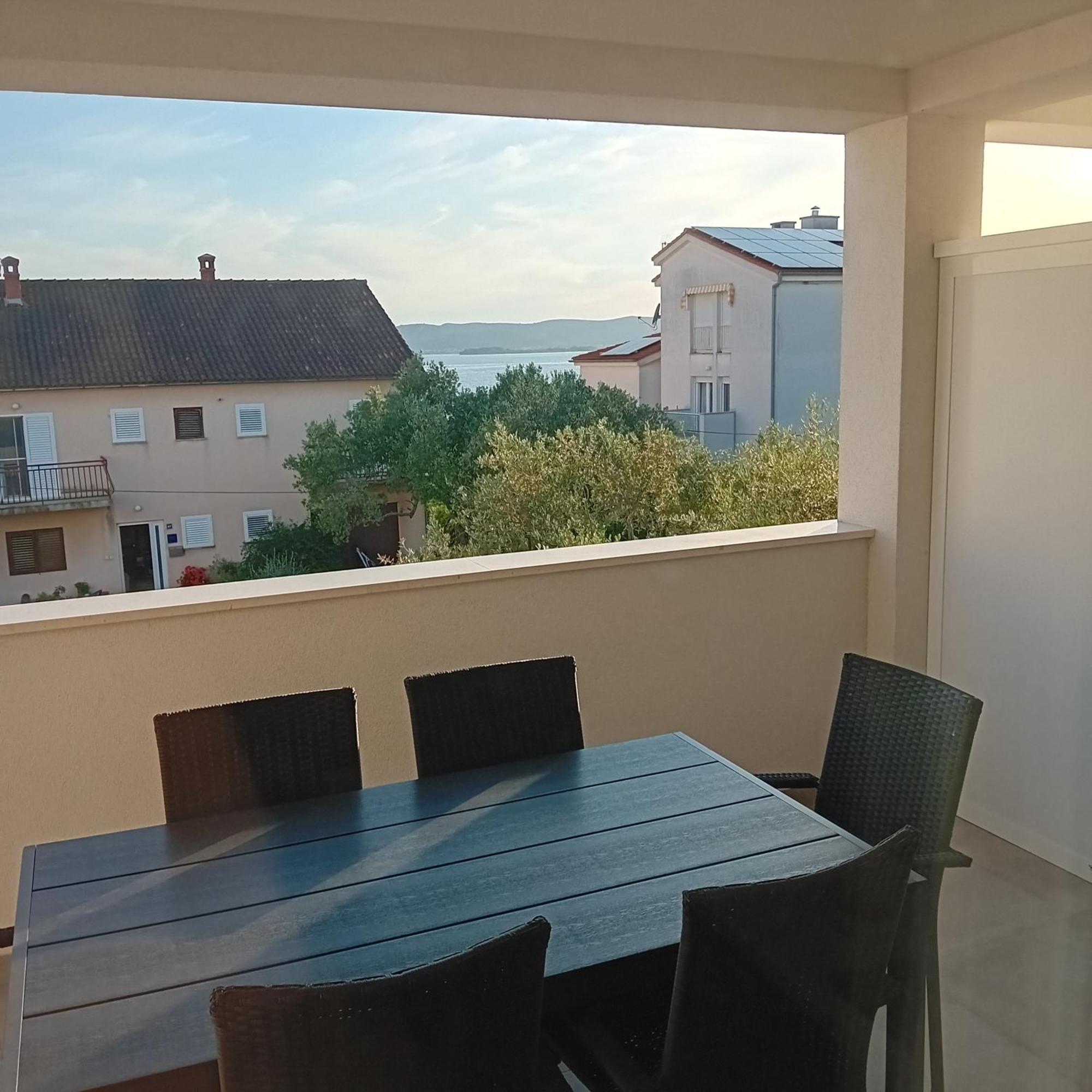 Stina Apartamento Biograd Na Moru Exterior foto