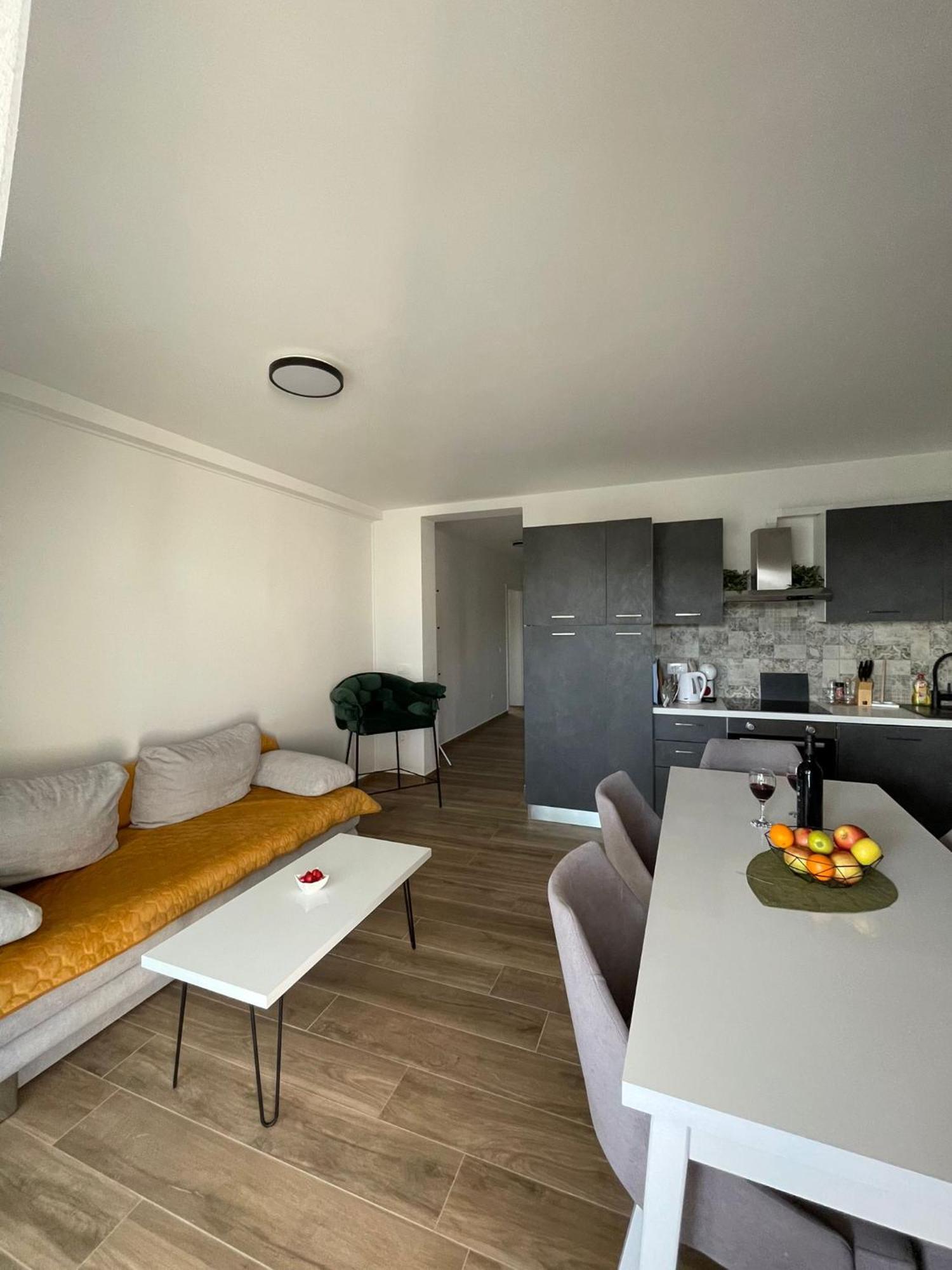 Stina Apartamento Biograd Na Moru Exterior foto